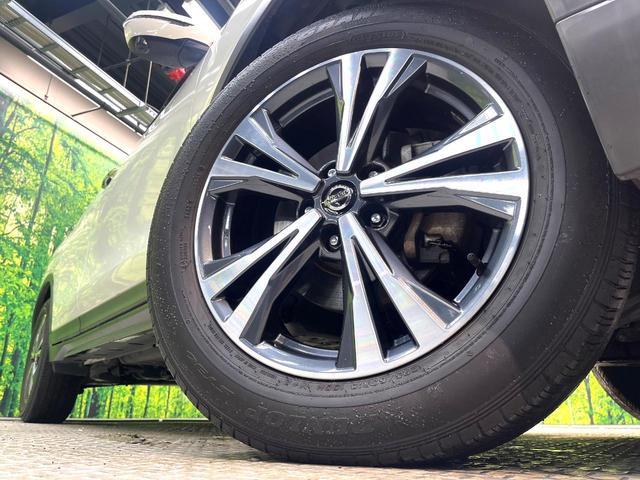 �y�����P�W�C���`�A���~�z�C�[���z�O�ςɃ}�b�`���������A���~�z�C�[���𑕒����Ă���܂��B�e��ЊO�A���~�z�C�[����A�X�^�b�h���X�^�C�����戵�����Ă���܂��B���񂲑��k����������