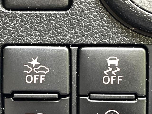 �y�X�}�[�g�A�V�X�g�z���s���ɑO���̎ԗ�����F�����A�Փ˂������Ȏ��͌x��ƃu���[�L�ŏՓˉ���Ɣ�Q�y�����A�V�X�g�B�����S�Ƀh���C�u�����y���݂��������܂��B