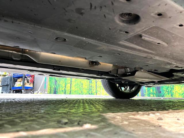 ヤリスクロス ハイブリッドZ アドベンチャー 全周囲カメラ BSM 衝突被害軽減システム レーダークルーズ 禁煙車 ハーフレザーシート パワーシート コーナーセンサー スマートキー LEDヘッド ETC 純正18インチアルミ オートハイビーム(22枚目)