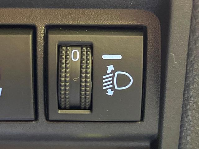 ヤリスクロス ハイブリッドZ アドベンチャー 全周囲カメラ BSM 衝突被害軽減システム レーダークルーズ 禁煙車 ハーフレザーシート パワーシート コーナーセンサー スマートキー LEDヘッド ETC 純正18インチアルミ オートハイビーム(53枚目)