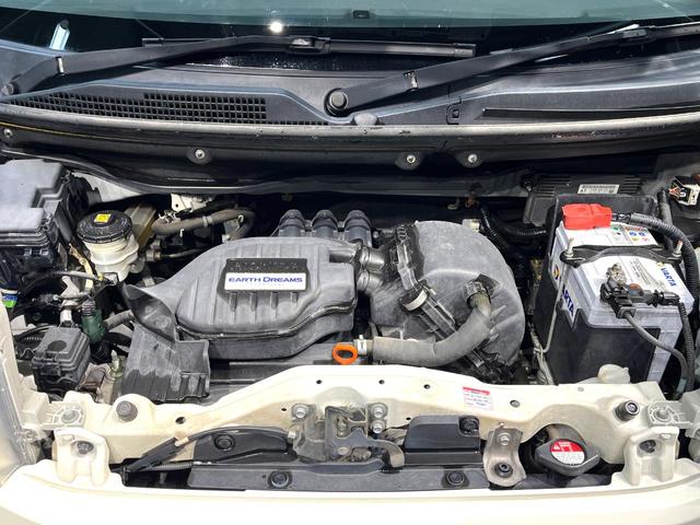 Ｎ－ＢＯＸ Ｇ・Ｌパッケージ　電動スライドドア　純正ＳＤナビ　バックカメラ　禁煙車　ドライブレコーダー　スマートキー　ＥＴＣ　純正１４インチアルミ　オートエアコン　ＣＤ／ＤＶＤ再生　地デジＴＶ　アイドリングストップ（17枚目）