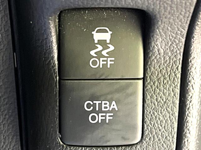 N-BOXカスタム G ターボSSブラックスタイルパッケージ 禁煙車 ターボ 両側電動ドア 純正SDナビ バックカメラ 衝突被害軽減システム ETC ドラレコ スマートキー HIDヘッド クルコン 純正15インチアルミホイール オートライト オートエアコン(44枚目)