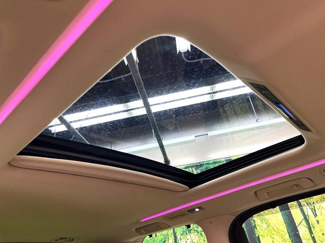 アルファード ２．５Ｇ　サンルーフ　両側電動ドア　アルパイン８型ＳＤナビ　後席モニター　バックカメラ　衝突被害軽減システム　レーダークルーズ　禁煙車　前席シートエアコン　コーナーセンサー　スマートキー　ＬＥＤヘッド（3枚目）