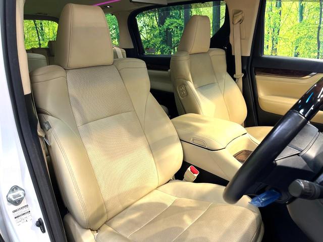 アルファード ２．５Ｇ　サンルーフ　両側電動ドア　アルパイン８型ＳＤナビ　後席モニター　バックカメラ　衝突被害軽減システム　レーダークルーズ　禁煙車　前席シートエアコン　コーナーセンサー　スマートキー　ＬＥＤヘッド（8枚目）