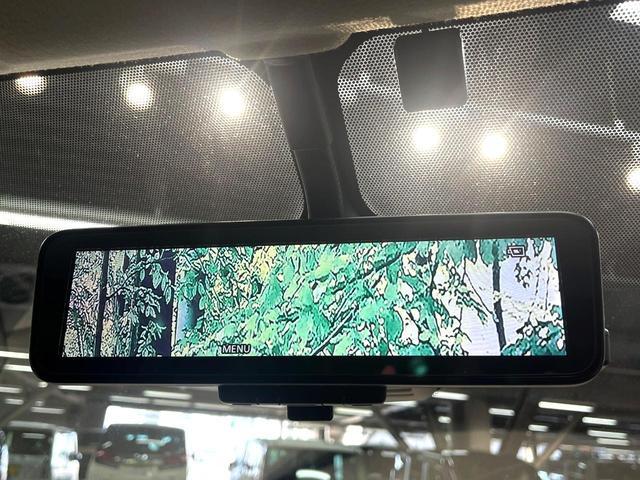 �y�C���e���W�F���g���[���~���[�z��Ȃ̑傫�ȉו��⓯��҂Ō�����m�F���Â炢���ł����S�I�J�������B�e�����ԗ�����̉f�������[���~���[���ɕ\���B�N���A�Ȏ��E�ŏ󋵂̊m�F���\�ł��I