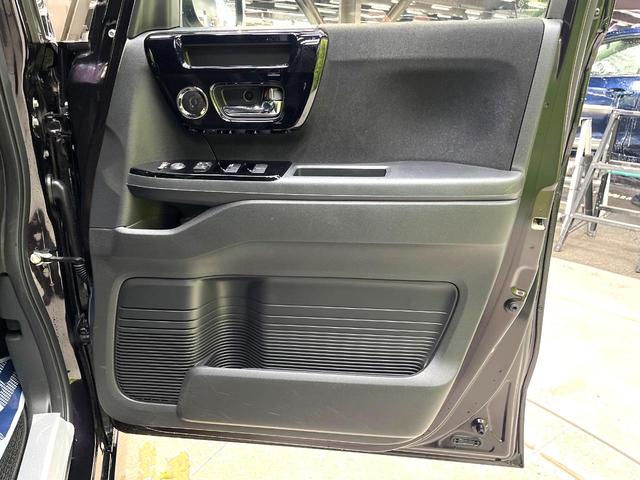 Ｎ－ＢＯＸカスタム Ｌターボ　ターボ　両側電動ドア　純正８型ナビ　バックカメラ　衝突被害軽減システム　禁煙車　ハーフレザーシート　コーナーセンサー　スマートキー　ＬＥＤヘッド　ビルトインＥＴＣ　純正１５インチアルミ（40枚目）