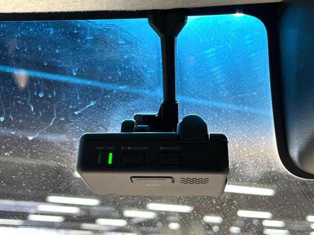 タント カスタムRS トップエディションVS SAIII 禁煙車 ターボ 両側電動ドア 純正SDナビ 全周囲カメラ 衝突被害軽減システム シートヒーター ドラレコ ETC Bluetooth スマートキー LEDヘッド 純正15インチアルミ オートハイビーム(6枚目)