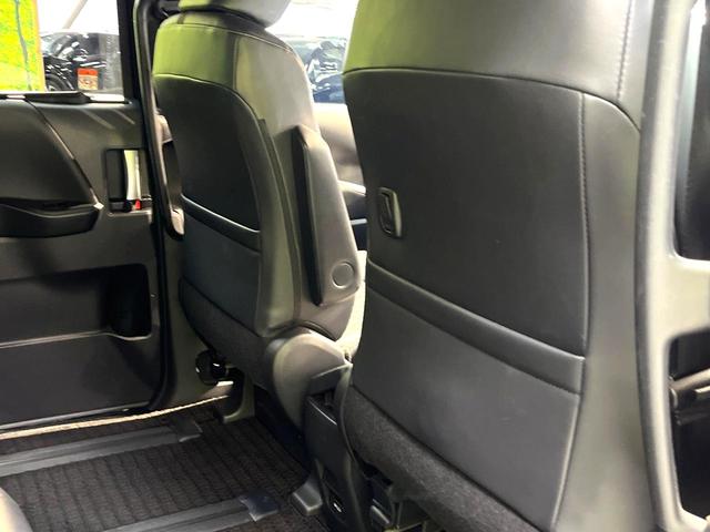 ノア ハイブリッドＳ－Ｚ　禁煙車　両側電動スライドドア　衝突軽減システム　レーダークルーズ　１０．５インチディスプレイオーディオ　バックカメラ　フルセグ　ＥＴＣ２．０　ｂｌｕｅｔｏｏｔｈ再生　シートヒーター　ハーフレザーシート（63枚目）