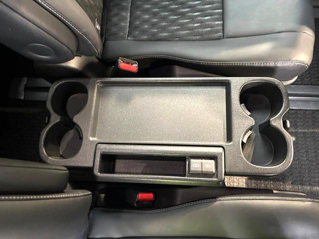 ノア ハイブリッドＳ－Ｚ　禁煙車　両側電動スライドドア　衝突軽減システム　レーダークルーズ　１０．５インチディスプレイオーディオ　バックカメラ　フルセグ　ＥＴＣ２．０　ｂｌｕｅｔｏｏｔｈ再生　シートヒーター　ハーフレザーシート（66枚目）