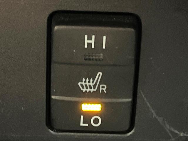 シエンタ ハイブリッドG クエロ 禁煙車 両側電動ドア 純正SDナビ 後席モニター バックカメラ 衝突軽減装置 ハーフレザーシート シートヒーター ドラレコ スマートキー LEDヘッド ETC オートハイビーム 車線逸脱警報(59枚目)