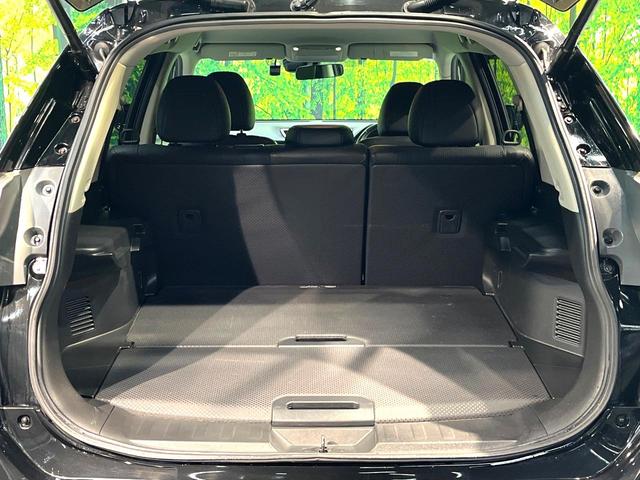 エクストレイル ２０Ｘｔ　エマージェンシーブレーキパッケージ　純正ナビ　全周囲カメラ　衝突被害軽減システム　禁煙車　電動リアゲート　ドラレコ　コーナーセンサー　スマートキー　ＬＥＤヘッド　ルーフレール　ビルトインＥＴＣ　クルコン　純正１７インチアルミ（10枚目）