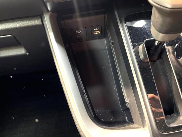 ヴォクシー ハイブリッドＳ－Ｇ　禁煙車　両側電動ドア　１０．５インチディスプレイオーディオプラス　後席モニター　バックカメラ　衝突被害軽減システム　レーダークルーズ　ＥＴＣ　コーナーセンサー　ＬＥＤヘッド　純正１６インチアルミ（52枚目）