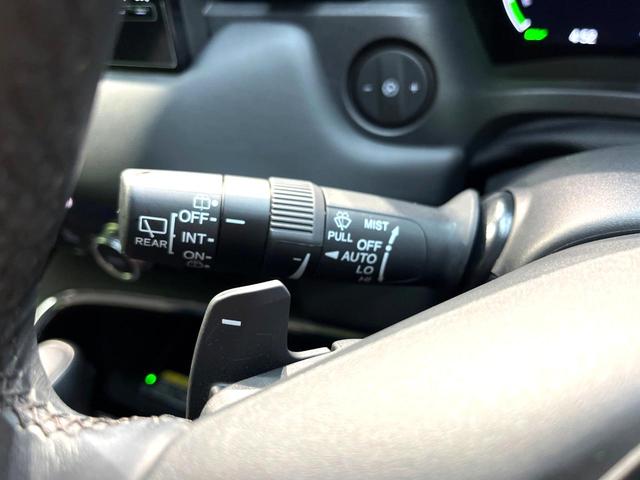 ヴェゼル ｅ：ＨＥＶ　Ｚ　禁煙車　衝突軽減システム　アダプティブクルーズ　純正８インチナビ　バックカメラ　フルセグ　ドラレコ　ＥＴＣ２．０　ｂｌｕｅｔｏｏｔｈ再生　シートヒーター　ハーフレザーシート　シーケンシャルターンランプ（56枚目）