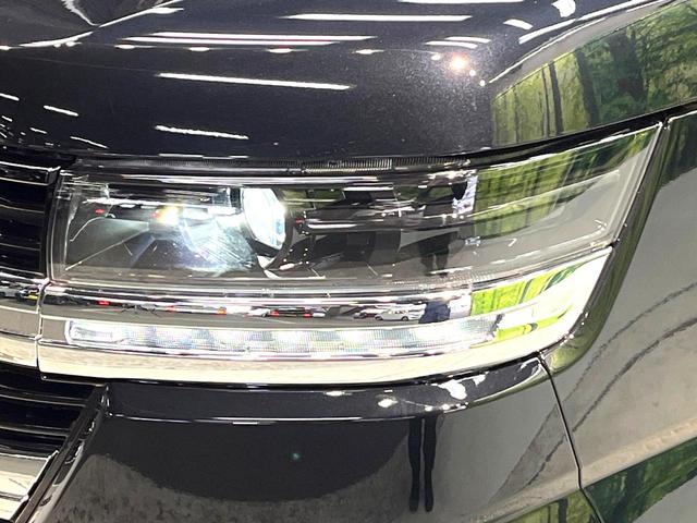 スペーシアカスタム ハイブリッドＸＳターボ　禁煙車　両側電動スライドドア　ターボ　衝突軽減システム　レーダークルーズ　純正９インチナビ　全周囲カメラ　フルセグ　ｂｌｕｅｔｏｏｔｈ　シーケンシャルターンランプ　シートヒーター　ハーフレザーシート（60枚目）