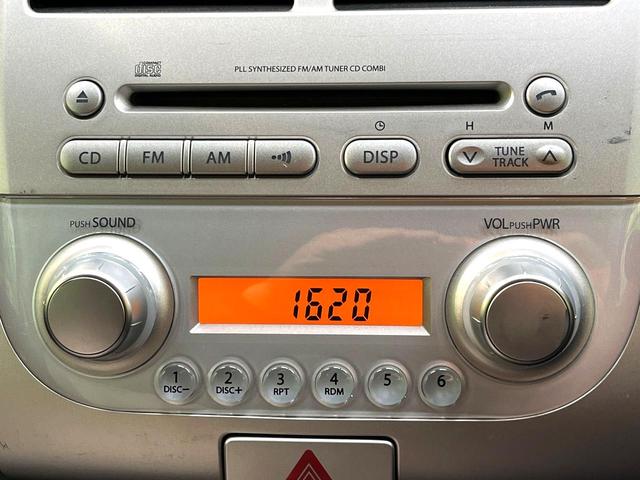 セルボ ＧリミテッドＩＩ　禁煙車　スマートキー　純正１４インチアルミ　ＬＥＤフォグ　ヘッドライトレベライザー　サイドバイザー　電動格納ドアミラー　シートリフター　プライバシーガラス（3枚目）