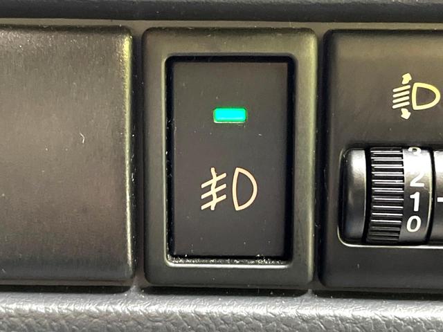 セルボ ＧリミテッドＩＩ　禁煙車　スマートキー　純正１４インチアルミ　ＬＥＤフォグ　ヘッドライトレベライザー　サイドバイザー　電動格納ドアミラー　シートリフター　プライバシーガラス（44枚目）