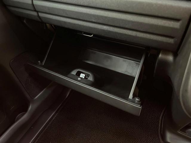 スペーシアカスタム ハイブリッドＸＳ　禁煙車　純正９型ナビ　全周囲カメラ　両側電動スライドドア　衝突軽減装置　レーダークルーズ　ＥＴＣ　シートヒーター　ハーフレザーシート　オートマチックハイビーム　Ｂｌｕｅｔｏｏｔｈ　フルセグ　ドラレコ（56枚目）