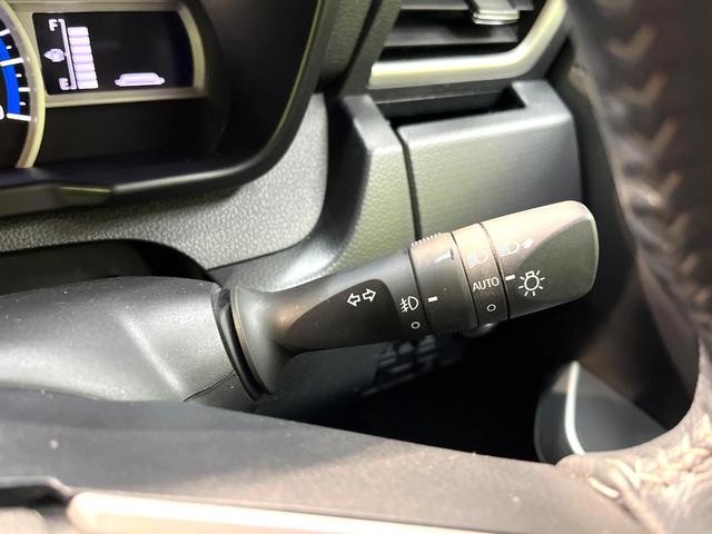 ルーミー カスタムＧ　禁煙車　両側電動スライドドア　衝突軽減装置　純正ナビ　バックカメラ　レーダークルーズ　ＥＴＣ　オートマチックハイビーム　Ｂｌｕｅｔｏｏｔｈ　フルセグ　ＬＥＤライト　クリアランスソナー（49枚目）