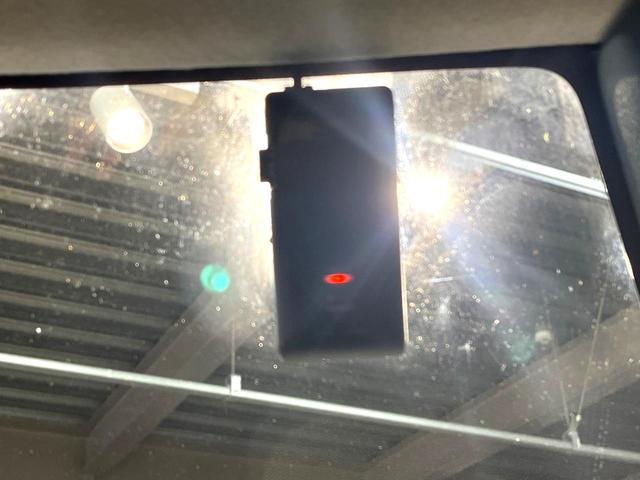 ルーミー カスタムＧ　禁煙車　両側電動スライドドア　衝突軽減装置　純正ナビ　バックカメラ　レーダークルーズ　ＥＴＣ　オートマチックハイビーム　Ｂｌｕｅｔｏｏｔｈ　フルセグ　ＬＥＤライト　クリアランスソナー（60枚目）