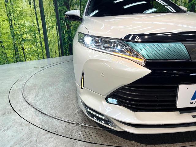 ハリアー プレミアム　サンルーフ　ＴＲＤエアロ　ＢＩＧ－Ｘ９型ナビ　衝突軽減装置　レーダークルーズコントロール　ハーフレザーシート　パワーシート　ＬＥＤヘッドライト　スマートキー　ＥＴＣ　純正１８インチアルミホイール（12枚目）