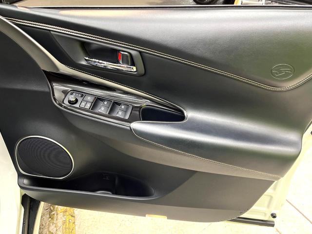 ハリアー プレミアム　サンルーフ　ＴＲＤエアロ　ＢＩＧ－Ｘ９型ナビ　衝突軽減装置　レーダークルーズコントロール　ハーフレザーシート　パワーシート　ＬＥＤヘッドライト　スマートキー　ＥＴＣ　純正１８インチアルミホイール（37枚目）