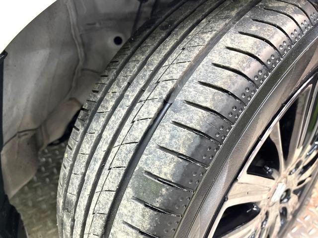 フィット e:HEVホーム 20周年特別仕様車 メゾン 禁煙車 純正8型ナビ バックカメラ 衝突被害軽減システム レーダークルーズ ETC フルセグ コーナーセンサー スマートキー LEDヘッド 純正16インチアルミ オートハイビーム 車線逸脱警報(25枚目)