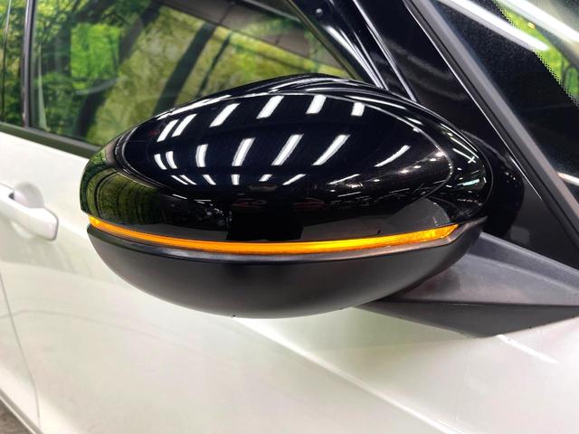 フィット e:HEVホーム 20周年特別仕様車 メゾン 禁煙車 純正8型ナビ バックカメラ 衝突被害軽減システム レーダークルーズ ETC フルセグ コーナーセンサー スマートキー LEDヘッド 純正16インチアルミ オートハイビーム 車線逸脱警報(35枚目)