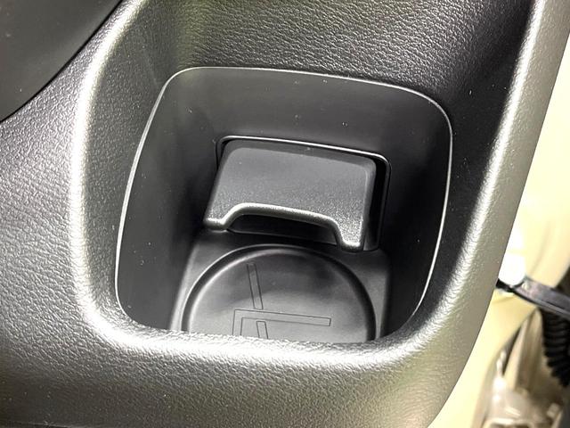 デイズ Ｘ　禁煙車　衝突軽減システム　全周囲カメラ　クリアランスソナー　レーンキープアシスト　スマートキー　純正１４インチアルミホイール　アイドリングストップ　プライバシーガラス　盗難防止装置　オートハイビーム（41枚目）