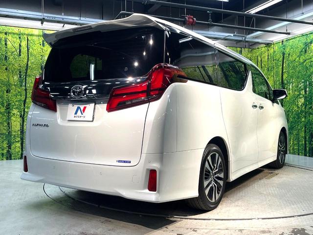 アルファード ２．５Ｓ　Ｃパッケージ　サンルーフ　両側電動ドア　後席モニター　バックカメラ　衝突被害軽減システム　レーダークルーズ　禁煙車　電動リアゲート　前席シートエアコン　前後席パワーシート　ドラレコ　コーナーセンサー　スマートキー（18枚目）