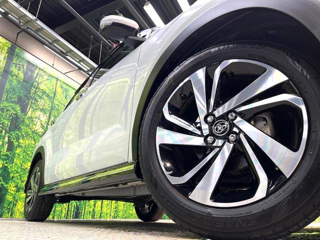 �y�����P�V�C���`�A���~�z�C�[���z�O�ςɃ}�b�`���������A���~�z�C�[���𑕒����Ă���܂��B�e��ЊO�A���~�z�C�[����A�X�^�b�h���X�^�C�����戵�����Ă���܂��B���񂲑��k����������