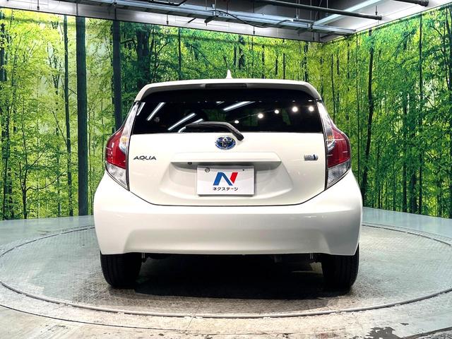 アクア Ｇ　禁煙車　純正ＳＤナビ　バックカメラ　衝突被害軽減システム　スマートキー　ビルトインＥＴＣ　クルコン　車線逸脱警報　オートライト　オートエアコン　Ｂｌｕｅｔｏｏｔｈ　ＣＤ　ＤＶＤ再生　フルセグ（15枚目）