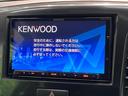 ２０周年記念車　禁煙車　衝突軽減装置　ＳＤナビ　シートヒーター　フルセグＴＶ　Ｂｌｕｅｔｏｏｔｈ再生　ＤＶＤ再生　アイドリングストップ　オートエアコン　オートライト　プライバシーガラス　盗難防止装置(3枚目)