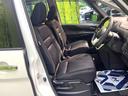 セレナ ハイウェイスター　Ｖセレクション　禁煙車　両側電動スライドドア　フリップダウンモニター　純正９インチナビ　衝突軽減システム　プロパイロット　全周囲カメラ　フルセグ　ドラレコ　デジタルインナーミラー　ＥＴＣ　Ｂｌｕｅｔｏｏｔｈ再生（8枚目）