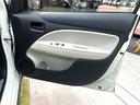 M 禁煙車 ナビ Bluetooth フルセグ CD再生 DVD再生 オートエアコン フォグライト アイドリングストップ 横滑り防止装置 盗難防止装置 トラクションコントロール(40枚目)