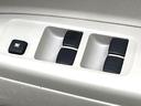 M 禁煙車 ナビ Bluetooth フルセグ CD再生 DVD再生 オートエアコン フォグライト アイドリングストップ 横滑り防止装置 盗難防止装置 トラクションコントロール(41枚目)