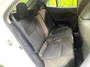 後部座席も気になるようなキズ・汚れやへたり等、大きなダメージはなく、良好な状態です。