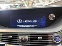 LS LS500h バージョンL 禁煙車 4WD サンルーフ TRDフルエアロ 衝突軽減装置 レーダークルーズ 純正12インチナビ 全周囲カメラ フルセグ ドラレコ デジタルインナーミラー ブラインドスポットモニター(4枚目)