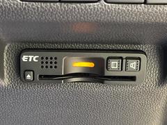 【ＥＴＣ】高速道路の料金所をストレスなく通過！話題のスポットやサービスエリアに多い「スマートIntercooler」利用時は必須のアイテムです。当店でセットアップを実施、ご納車当日からすぐにご利用いただけます！ 7