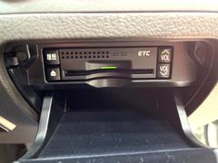 【ＥＴＣ】高速道路の料金所をストレスなく通過！話題のスポットやサービスエリアに多い「スマートIntercooler」利用時は必須のアイテムです。当店でセットアップを実施、ご納車当日からすぐにご利用いただけます！ 5