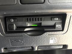 【ＥＴＣ】高速道路の料金所をストレスなく通過！話題のスポットやサービスエリアに多い「スマートIntercooler」利用時は必須のアイテムです。当店でセットアップを実施、ご納車当日からすぐにご利用いただけます！ 7