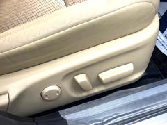 【パワーシート】スイッチ一つで簡単にシートの微調整が可能！電動だから力もいりません！快適なシートポジションにセットして、快適なドライブをお楽しみください。 6