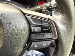 �ڥ����ץƥ��֥��롼������ȥ�����۹�®ƻϩ�Ǥ�Ĺ��Υ���Ԥ��ڤˡ�����ư��®�٤��ݤĥ��롼������ȥ����뤬�����ͷڸ������ƥ��Ϣ�Ȥ��������μ�ξ���Τ��Ƽִ֤��ݤĤ褦��®��Ĵ�ᤷ�Ƥ���ޤ����� 6