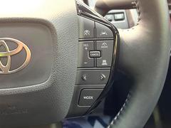 �ڥ졼�������롼������ȥ�����۹�®ƻϩ�Ǥ�Ĺ��Υ���Ԥ��ڤˡ�����ư��®�٤��ݤĥ��롼������ȥ����뤬�����ͷڸ������ƥ��Ϣ�Ȥ��������μ�ξ���Τ��Ƽִ֤��ݤĤ褦��®��Ĵ�ᤷ�Ƥ���ޤ����� 4