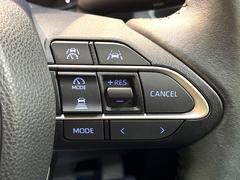 �ڥ졼�������롼������ȥ�����۹�®ƻϩ�Ǥ�Ĺ��Υ���Ԥ��ڤˡ�����ư��®�٤��ݤĥ��롼������ȥ����뤬�����ͷڸ������ƥ��Ϣ�Ȥ��������μ�ξ���Τ��Ƽִ֤��ݤĤ褦��®��Ĵ�ᤷ�Ƥ���ޤ����� 7