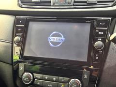 �ڽ��������ʥӡۿ͵��ν����ʥӤ������������ǥ�����ǽ�⽼�¤��Ƥ��ꡢ�£�������������³����Ф������Υ��ޥۤ�ͣУ��ץ쥤�䡼�β��ڤ������ǽ�������α�ž������˳ڤ����ʤ�ޤ����� 3