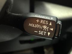 �ڥ졼�������롼������ȥ�����۹�®ƻϩ�Ǥ�Ĺ��Υ���Ԥ��ڤˡ�����ư��®�٤��ݤĥ��롼������ȥ����뤬�����ͷڸ������ƥ��Ϣ�Ȥ��������μ�ξ���Τ��Ƽִ֤��ݤĤ褦��®��Ĵ�ᤷ�Ƥ���ޤ����� 5