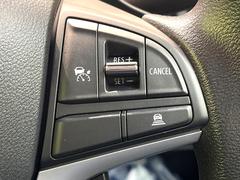 �ڥ����ץƥ��֥��롼������ȥ�����۹�®ƻϩ�Ǥ�Ĺ��Υ���Ԥ��ڤˡ�����ư��®�٤��ݤĥ��롼������ȥ����뤬�����ͷڸ������ƥ��Ϣ�Ȥ��������μ�ξ���Τ��Ƽִ֤��ݤĤ褦��®��Ĵ�ᤷ�Ƥ���ޤ����� 5