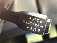 �ڥ졼�������롼������ȥ�����۹�®ƻϩ�Ǥ�Ĺ��Υ���Ԥ��ڤˡ�����ư��®�٤��ݤĥ��롼������ȥ����뤬�����ͷڸ������ƥ��Ϣ�Ȥ��������μ�ξ���Τ��Ƽִ֤��ݤĤ褦��®��Ĵ�ᤷ�Ƥ���ޤ����� 5