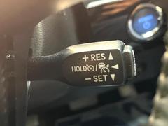 �ڥ졼�������롼������ȥ�����۹�®ƻϩ�Ǥ�Ĺ��Υ���Ԥ��ڤˡ�����ư��®�٤��ݤĥ��롼������ȥ����뤬�����ͷڸ������ƥ��Ϣ�Ȥ��������μ�ξ���Τ��Ƽִ֤��ݤĤ褦��®��Ĵ�ᤷ�Ƥ���ޤ����� 5