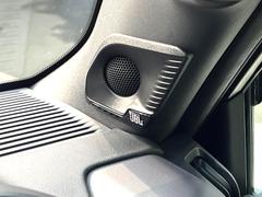 �ڣʣ£̥�����ɥ����ƥ��դ������ʥӡ۽��¤Υʥӵ�ǽ�Ϥ�����󡢹��٤ʥ��塼�˥�ǽ�Ϥ���ܤ���Ƥ��ꡢ�ⲻ���ʲ��ڤ򤪳ڤ��ߤ��������ޤ��� 7